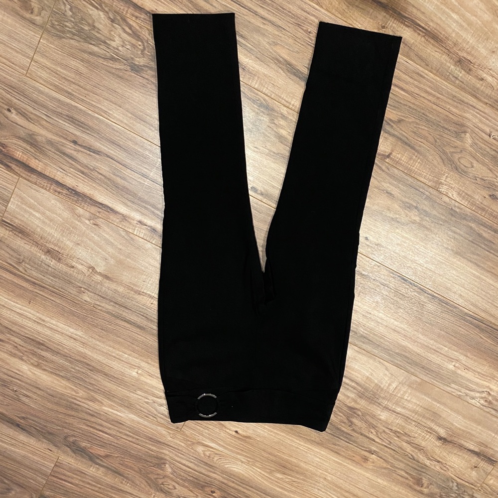 Maurice’s black capris dress pant size medium new